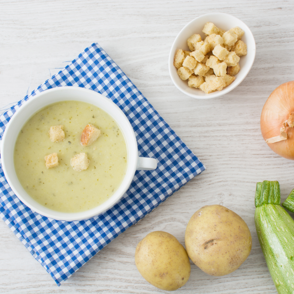 Experience Wellness in a Bowl: Creamy Zucchini Soup Delight