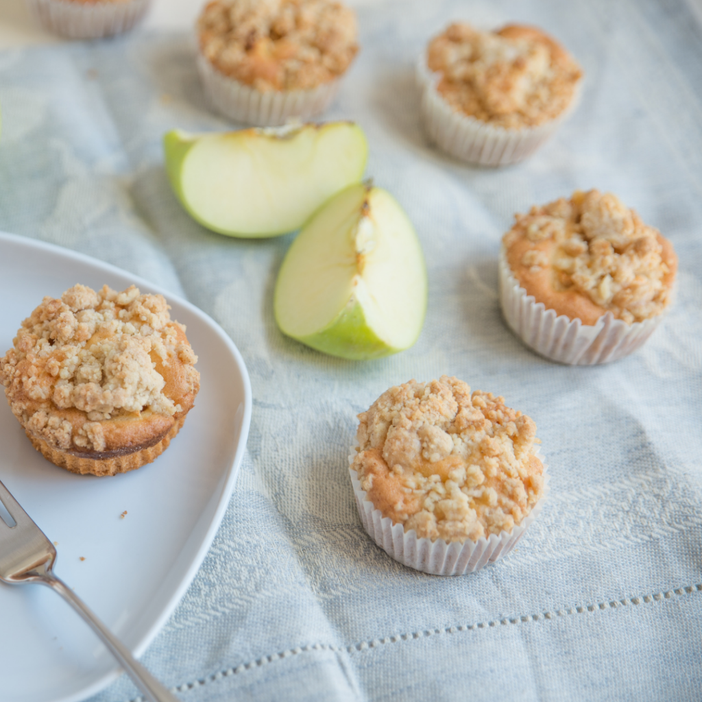 Power Up Your Breakfast: Apple Streusel Love