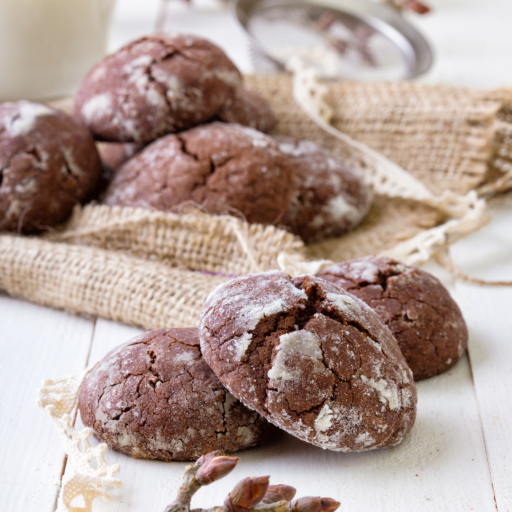 Sensational Hot Chocolate Lace Cookies: Treat Yourself